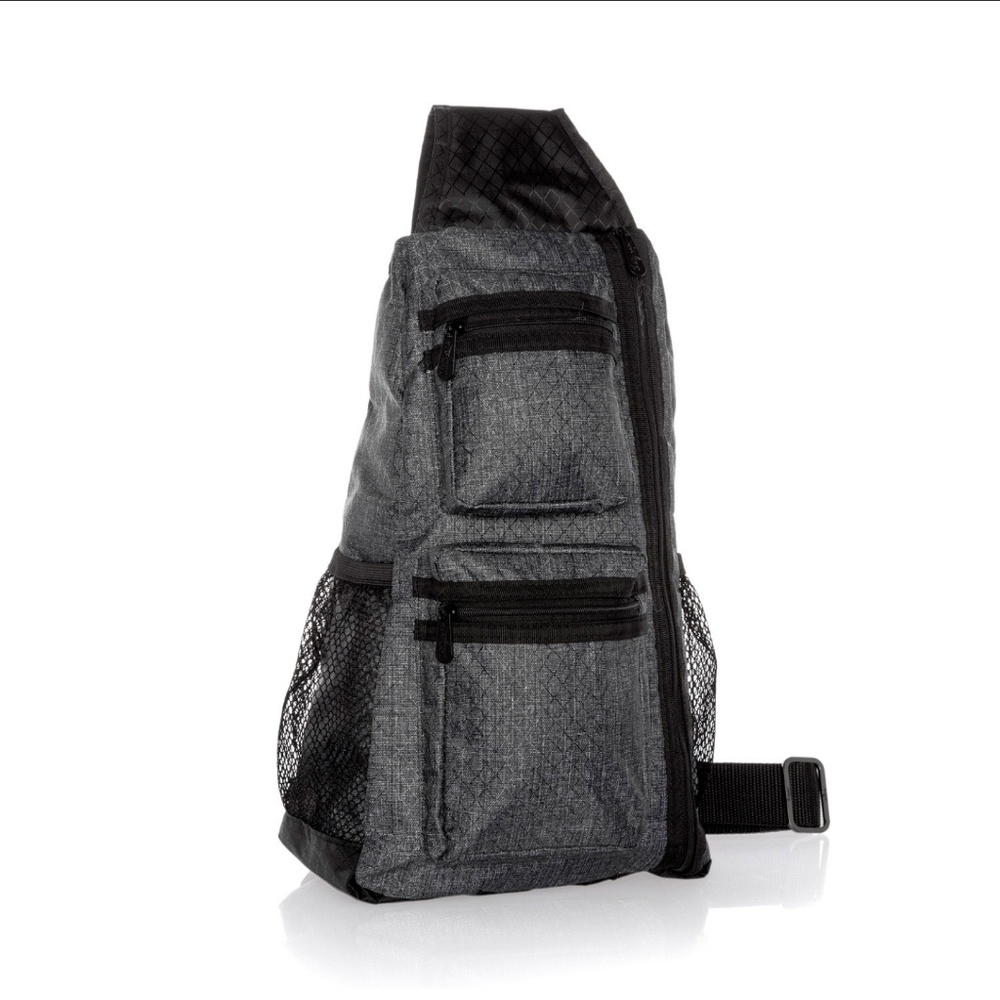 Thirty-One Sling Back Charcoal Crosshatch